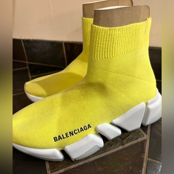 BALENCIAGA
Speed Trainer 2.0 Sock Sneakers
Size:  - 6 - Picture 7 of 9